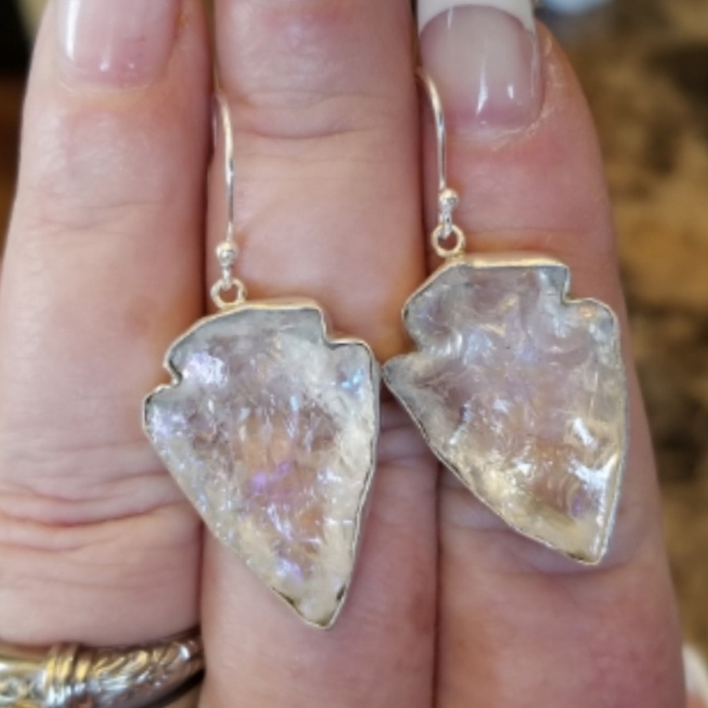 925s Angel Aura Quartz Arrowhead Earrings & Snake Ring